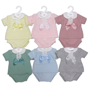 Baby Knitted 2 Piece Set With Bow & Lace (0-9 Months)